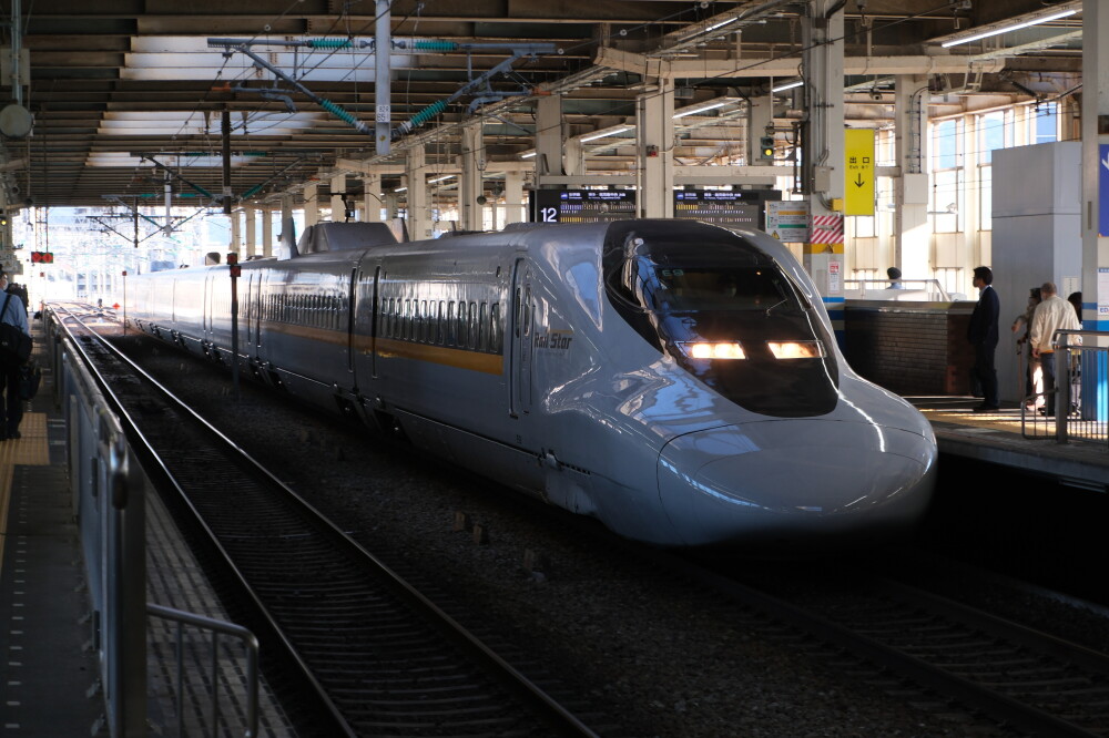 700系 ひかりレールスター